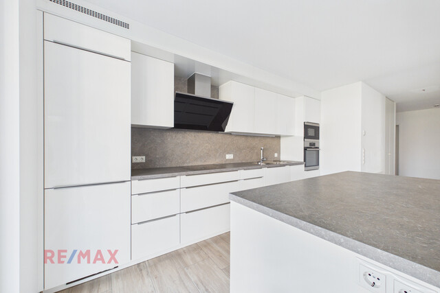 Neuwertige Gartenwohnung in ruhiger Lage – modernes Wohnen in Höchst