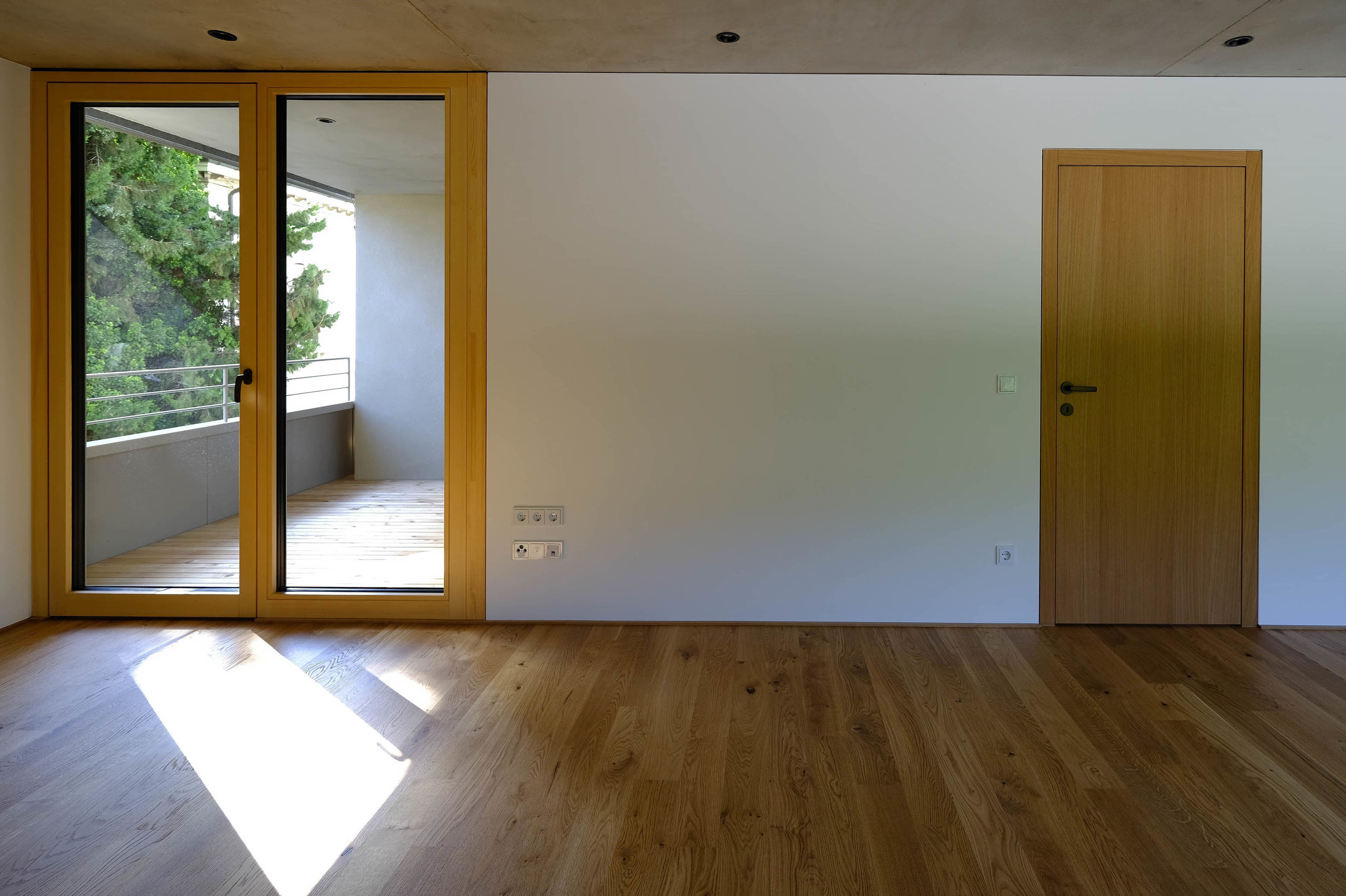 Moderne, hochwertige 2-Zimmer-Wohnung mit Loggia und TG-Platz - im Zentrum von Feldkirch