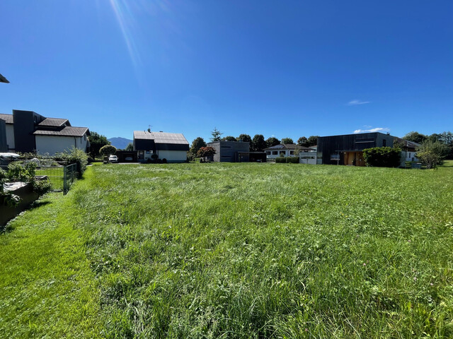 Grundstück für ihr zukünftiges Zuhause