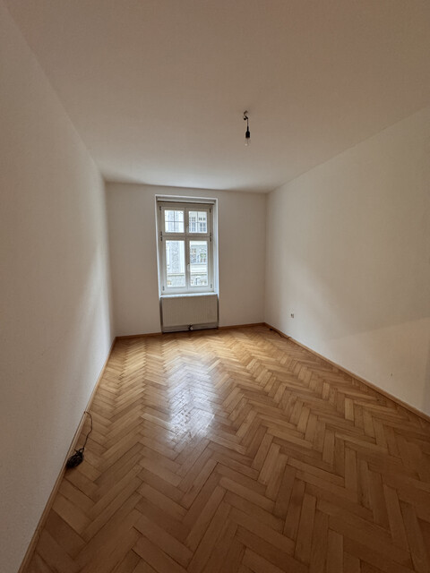 3-Zimmer-Altbauwohnung in liebevoll gepflegtem Stadthaus