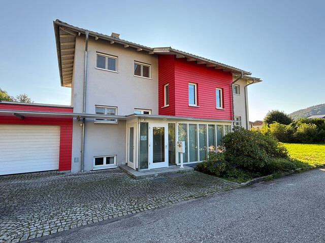 Haus zur Miete mit großer Terrasse und Keller in ruhiger Wohngegend