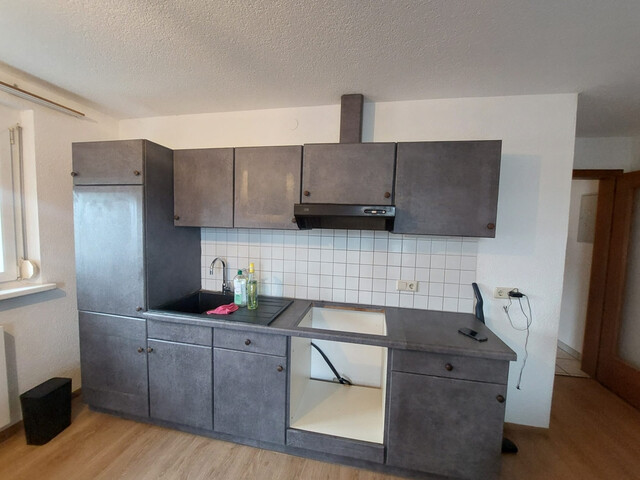 Preiswerte 3 Zimmer - Wohnung, Höchst