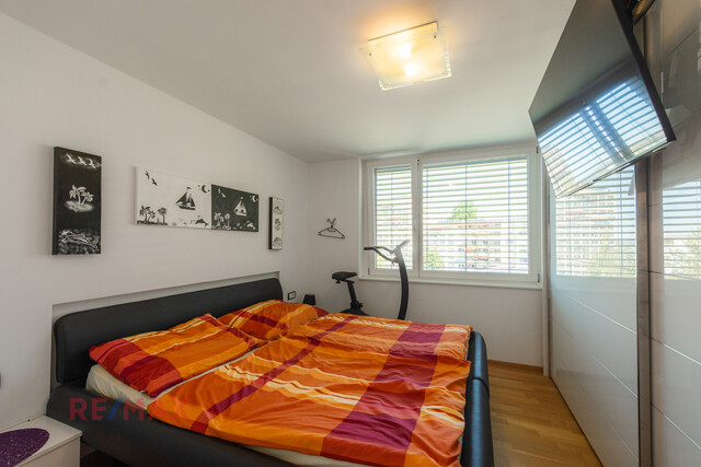 Seeblick-Investment: Exklusive Wohnung in erstklassiger Lage - Kauf mit Wohnrecht