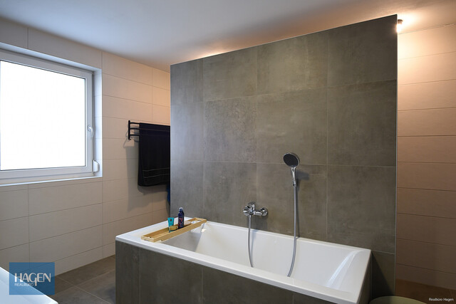 Einfamilienhaus in Massivbauweise – ideal für Familien