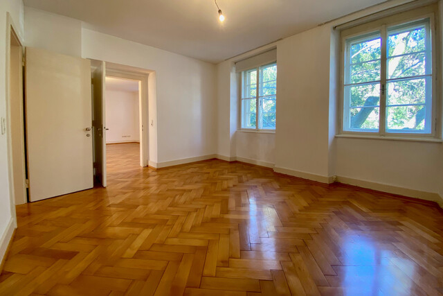 "ohne Provision" exklusive 4,5 Zimmer Stadtwohnung mit besonderem Flair!