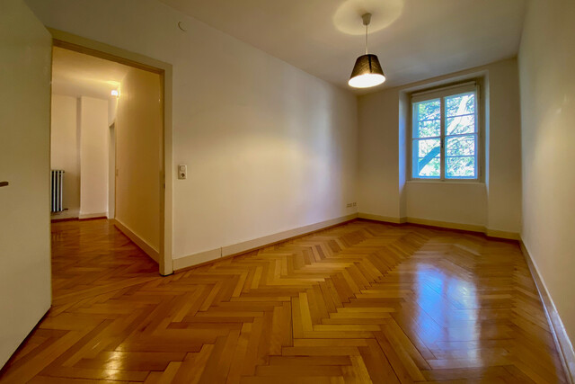 "ohne Provision" exklusive 4,5 Zimmer Stadtwohnung mit besonderem Flair!