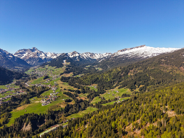 Stilvolle Ferienwohnung mit Bergpanorama - Rarität mit Ferienwidmung!