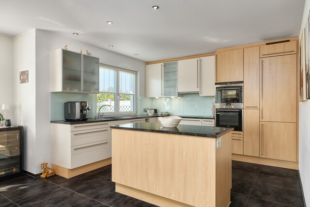 Mediterraner Bungalowtraum mit Pool