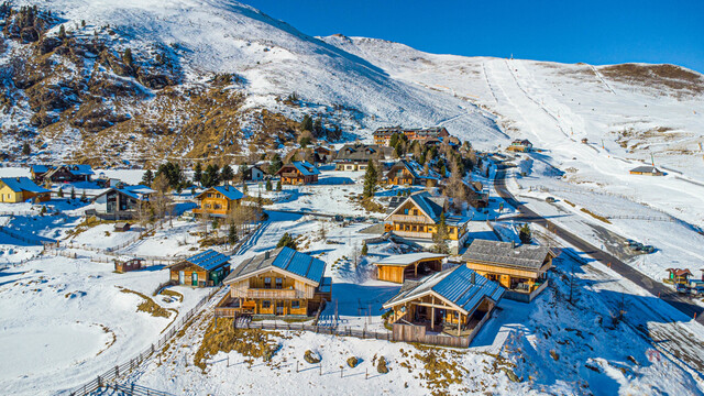 Neuwertiges Chalet Dorf mit Alm-Gasthof in bester Lage am Falkert - direkt neben der "Heidi-Alm"
