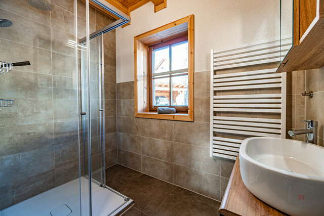 Neuwertiges Chalet Dorf mit Alm-Gasthof in bester Lage am Falkert - direkt neben der "Heidi-Alm"