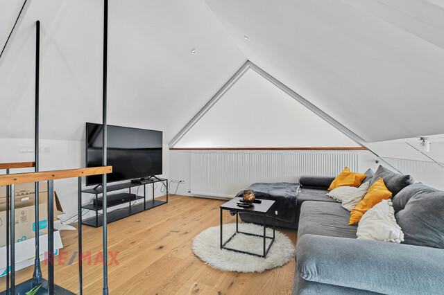 Mehrgenerationenhaus mit vier komfortablen Wohnungen