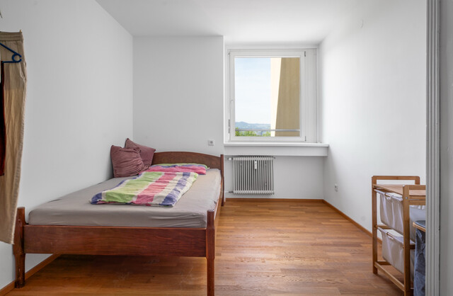 Helle 3-Zimmer  Wohnung - toller Weitblick - zentrale Lage