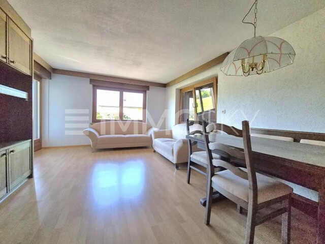 Bungalow mit Wintergarten und Doppelgarage