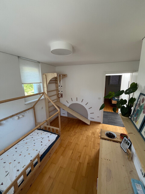 Privatverkauf - Exklusives 4-Zimmer-Penthouse mit großer Sonnenterrasse in ruhiger Bestlage