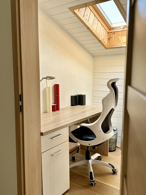 Charmantes Einfamilienhaus mit großem Garten in ruhiger Lage. Zentrumsnahe. Privat Verkauf.