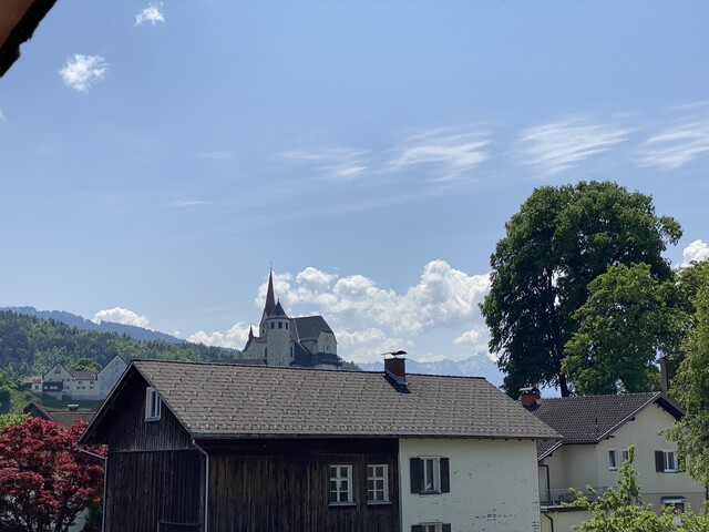 "ohne Provision" schöne, helle 2 Zimmer Wohnung mit Wintergarten
