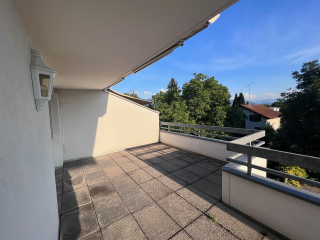Tolle 3 Zimmer Dachgeschosswohnung mit großzügiger Terrasse in Lustenau