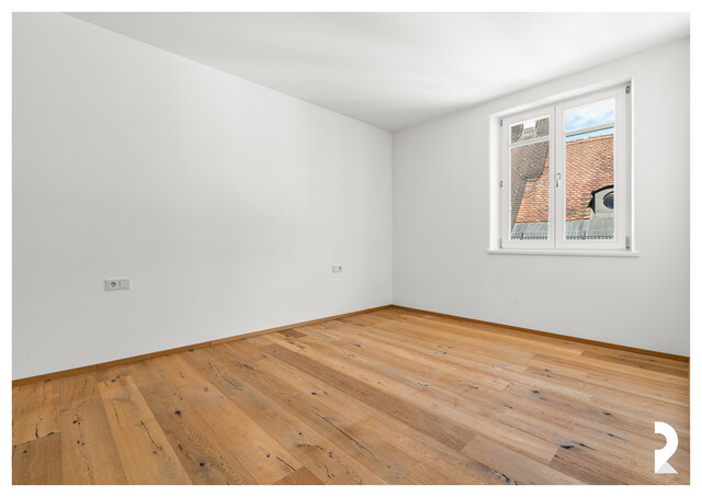Exklusive Wohnung mit Terrasse & Blick auf die Schattenburg