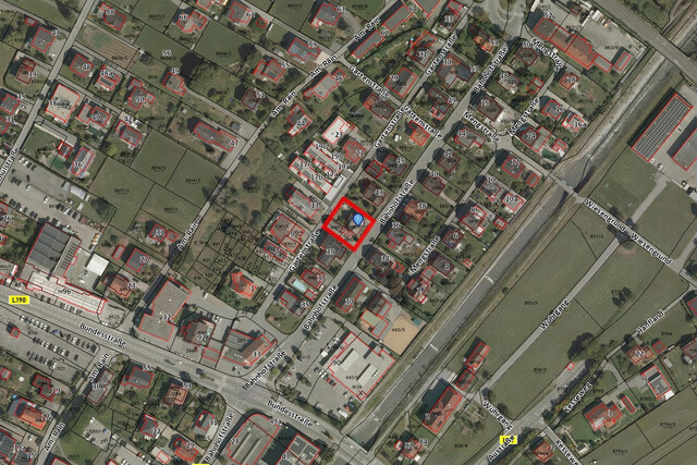 Mehrgenerationenhaus mit vier komfortablen Wohnungen