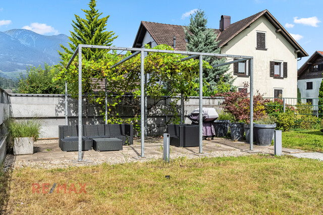 Mehrgenerationenhaus mit vier komfortablen Wohnungen