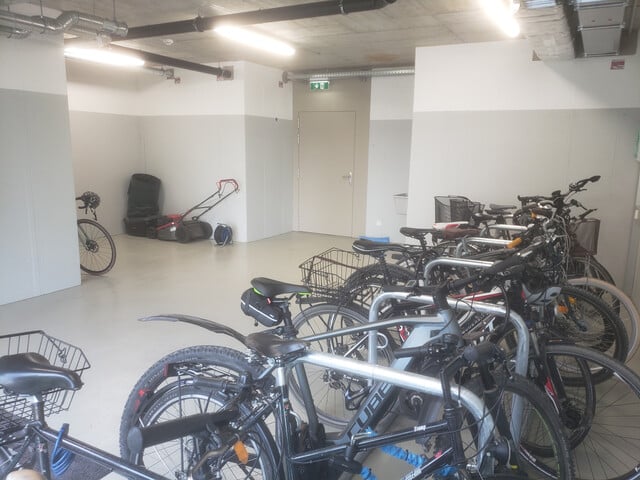 Moderne, hochwertige 2-Zimmer-Wohnung mit Loggia und TG-Platz - im Zentrum von Feldkirch