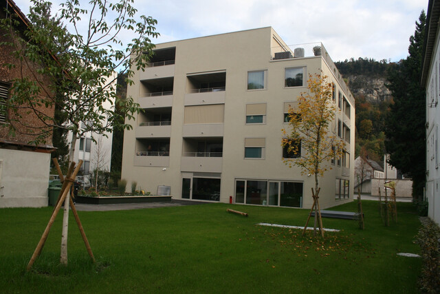 Moderne, hochwertige 2-Zimmer-Wohnung mit Loggia und TG-Platz - im Zentrum von Feldkirch