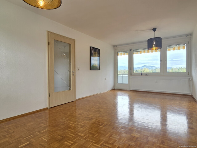 Charmante 4,5-Zimmer-Wohnung mit sonnigem Balkon und Stellplatz in Rankweil / Brederis.
