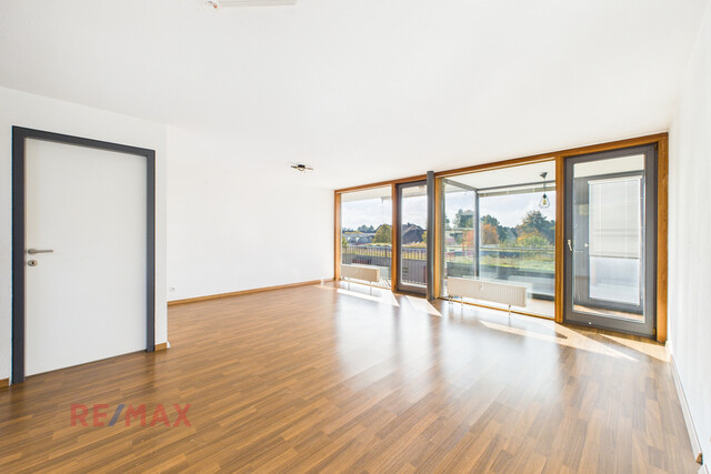 Sonnenmomente garantiert – Ihr neues Zuhause mit großem Balkon und Loggia