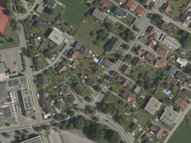 NEUER PREIS! Gut bebaubares Grundstück im Herzen von Gisingen per sofort verfügbar!