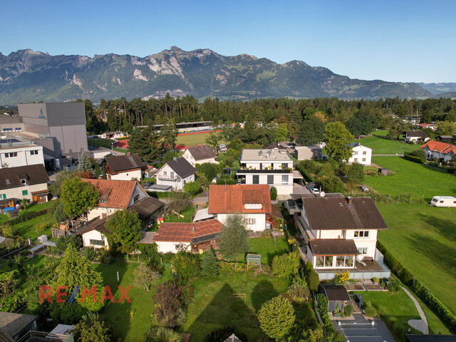NEUER PREIS! Gut bebaubares Grundstück im Herzen von Gisingen per sofort verfügbar!