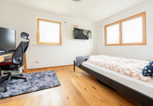 Imposantes Endreihenhaus mit großem Garten, viel Ruhe & Raum