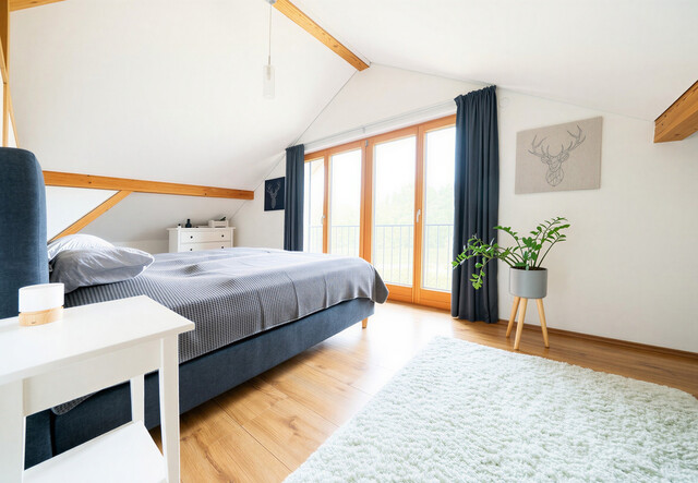 Imposantes Endreihenhaus mit großem Garten, viel Ruhe & Raum