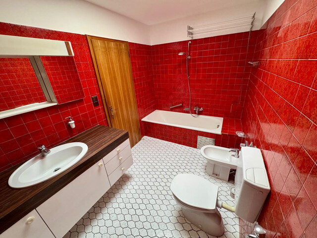 Familienfreundliche  4-Zimmer-Dachgeschosswohnung in guter Lage in Hohenems zum Verkauf oder Möglichkeit auf Mietkauf!