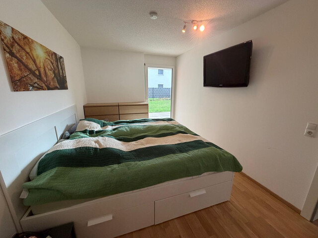 Provisionsfrei: Gepflegte Gartenwohnung mit Garage, Terrasse, Garten und Keller!