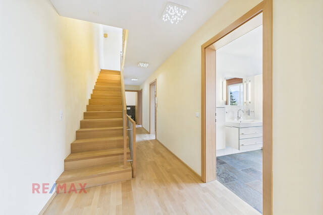 Panorama & Privatsphäre: Einfamilienhaus im Luftkurort Ebnit