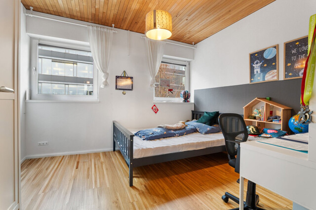 Wolfurt: Moderne 5-Zimmer-Dachgeschoss-Wohnung mit Terasse, großem Privatgarten und 2 Autostellplätzen!