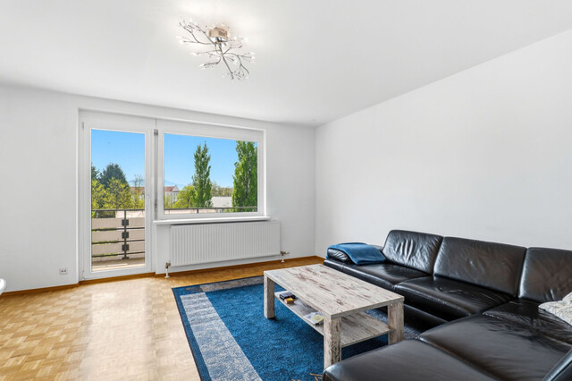 Wohnen in Seenähe: 3-Zimmer-Wohnung mit Süd-Balkon und See- & Bergblick