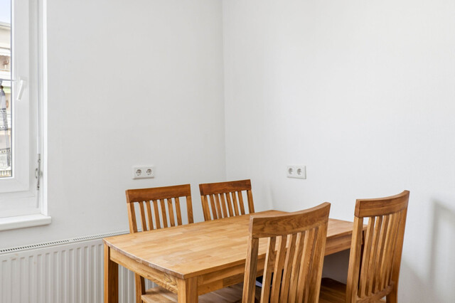 Wohnen in Seenähe: 3-Zimmer-Wohnung mit Süd-Balkon und See- & Bergblick