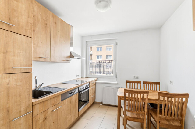 Wohnen in Seenähe: 3-Zimmer-Wohnung mit Süd-Balkon und See- & Bergblick