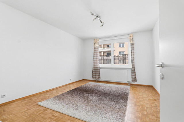 Wohnen in Seenähe: 3-Zimmer-Wohnung mit Süd-Balkon und See- & Bergblick