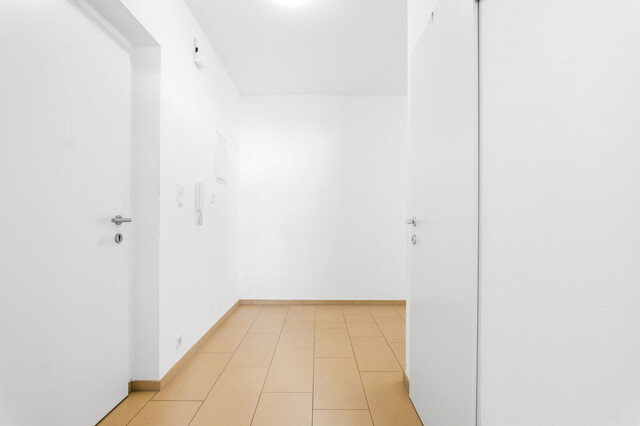 Wohnen in Seenähe: 3-Zimmer-Wohnung mit Süd-Balkon und See- & Bergblick