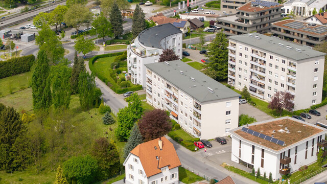 Wohnen in Seenähe: 3-Zimmer-Wohnung mit Süd-Balkon und See- & Bergblick