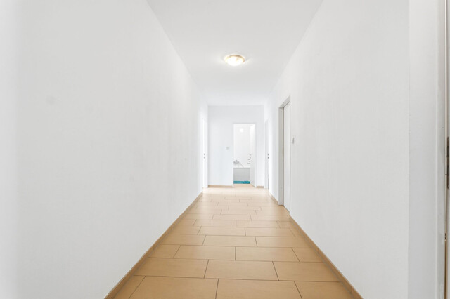 Wohnen in Seenähe: 3-Zimmer-Wohnung mit Süd-Balkon und See- & Bergblick