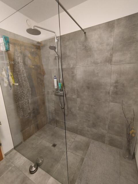 Geräumige Wohnung mit Balkon, Garage, Keller und Fahrradabstellraum in zentraler Lage in Lustenau