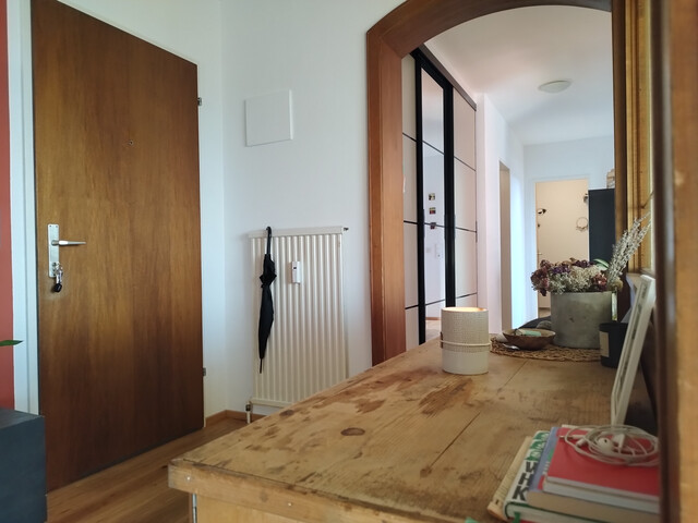 Geräumige Wohnung mit Balkon, Garage, Keller und Fahrradabstellraum in zentraler Lage in Lustenau