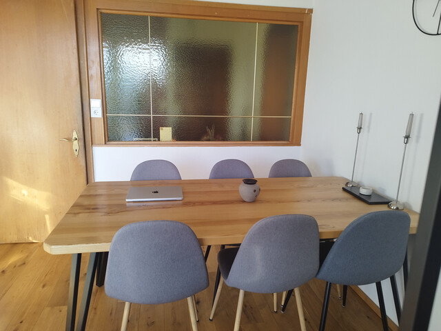 Geräumige Wohnung mit Balkon, Garage, Keller und Fahrradabstellraum in zentraler Lage in Lustenau