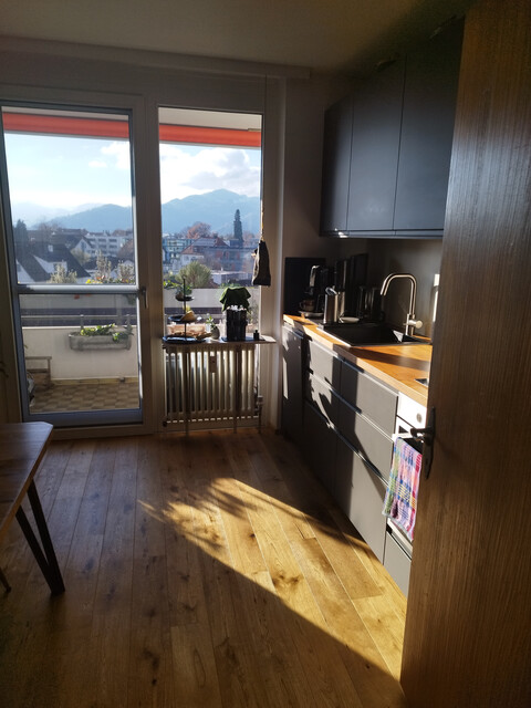 Geräumige Wohnung mit Balkon, Garage, Keller und Fahrradabstellraum in zentraler Lage in Lustenau