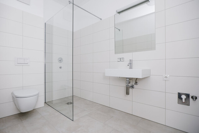 Hochkarätige Bürofläche mit 65 m2 und 2 Zimmern: modernes Arbeiten im neuen Geschäfts- und Wohnhaus "Poststrasse" im Zentrum von Hard