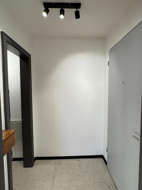 WIEDER VERFÜGBAR - Ruhige, zentrale, lichtdurchflutete Wohnung mit Blick über Dornbirn inkl. Parkplatz  WIEDER VERFÜGBAR