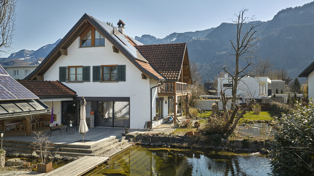 Stilvolles Zuhause in Altach mit Schwimmteich